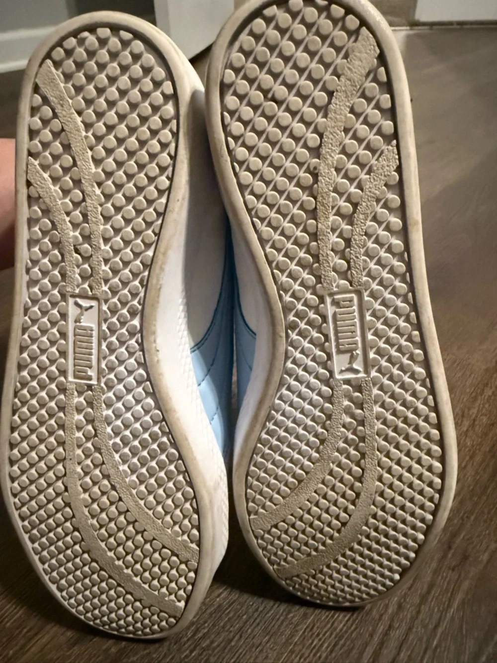 Women’s Puma‎ sneakers Sz 8.5